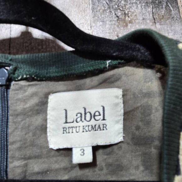 Label Ritu Kumar Pyramid Waves Dress Sz S Eyelet Black Green Tan Short Sleeve - Picture 4 of 5